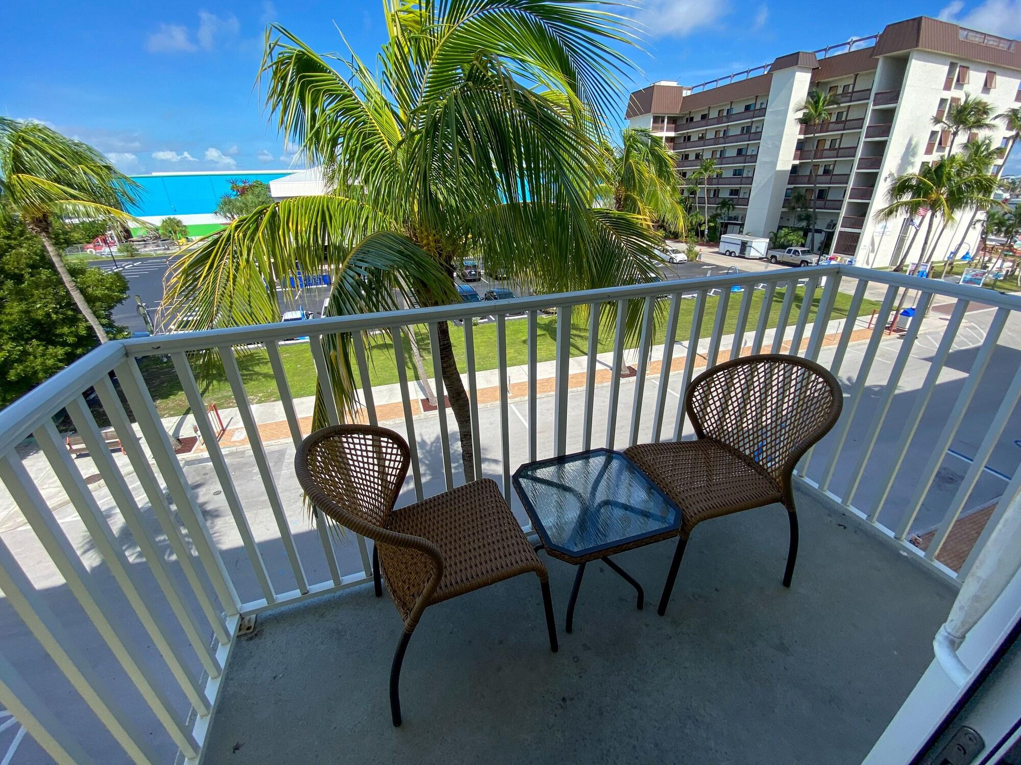 Harbour House At The Inn Fort Myers Beach Exterior photo